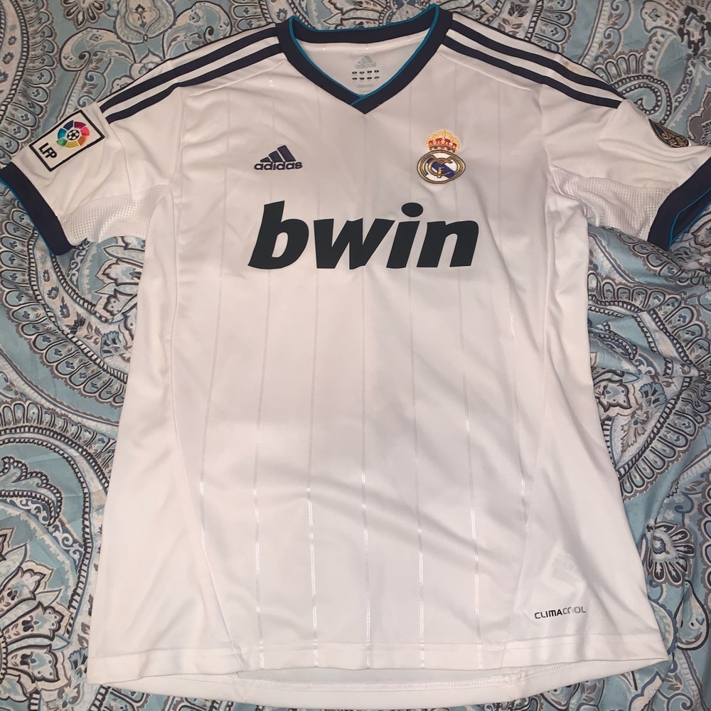 Bwin soccer jersey